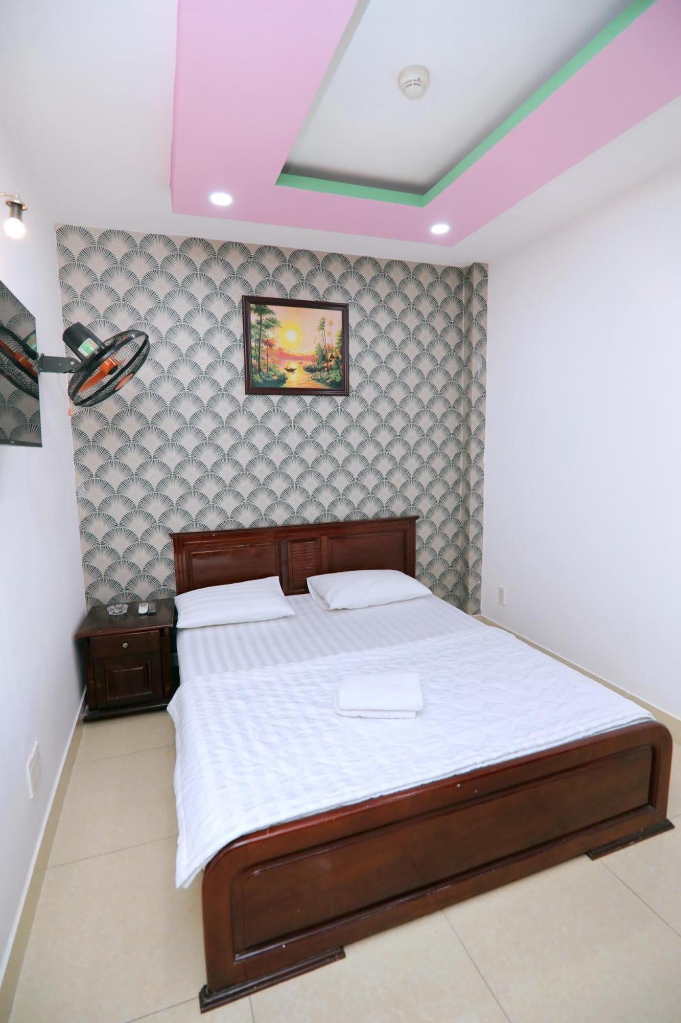 Khach San Sao Mai Xanh - Sao Mai Xanh Hotel ホーチミン市 エクステリア 写真